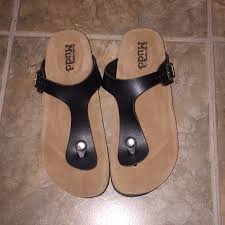 New Mudd Footbed Sandals Size 7 8