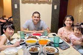 Who is she dating right now? Paolo Sees Lockdown As A Blessing In Disguise Philstar Com