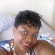 Renee Weakley's Instagram, Twitter & Facebook