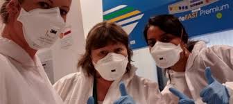 Scientists of the world unite!