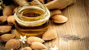 Olio di mandorle dolci pressate a freddo, vitamina e. Olio Di Mandorle Proprieta Usi E Benefici