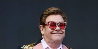 Sir Elton John wartet mit den Aufnahmen eines neuen Albums