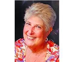 Donna Destefano's Instagram, Twitter & Facebook