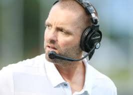 VHS rallies to beat Cedar Ridge, Smallwood rushes two 4th-quarter  touchdowns, Barney hits field goal in OT