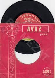 Karaköy'e vardığımda bir yahudi beni tanıdı. 45 Lik Plak Muzayedesi Bit Mezat