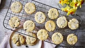 Mary Berry Easter Biscuits Recipe Recipe Berries Recipes Mary Berry Recipe Easter Biscuits