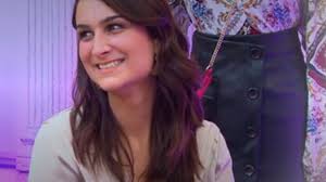 Disposant d'un budget de 350 euros, maëlle, marie, hélèna, zina et lyne sont en quête de la tenue idéale pour être élégante avec une robe longue. Bully Les Mines Marie Gorree Est La Reine Du Shopping Sur M6