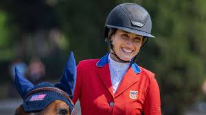 Bruce springsteen's daughter, jessica, debuts at the olympics horse and rider took in the grounds for a few moments as the starting bell sounded, and then they were off, bounding over jump after jump, accelerating across the water hazard in the middle of the ring. Olympia 2021 Ihr Vater Ist Ein Weltberuhmter Rock Star Sie Hofft Jetzt Auf Medaillen Mehr Sport