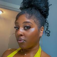 And they be so quick to leave their kids anywhere with anyone with or  without kids🤦🏾‍♀️🤦🏾‍♀️ that statement is so funny to me🤣🤣 they stay  going to the store and never come