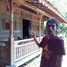 Tampak luar pendopo joglo jati antik yang dijadikan masjid untuk petilasan mbah marijan atas pesanan bank mandiri syariah. Ready Stock 6 Unit Rumah Geladak Model Atap Joglo Jawa Kayu Jati Recycled Ukuran Variatif Dan Bisa Order Ukuran Budget Lain Setelah Ketemu Saya Di Workshop Truly Joglo Kudus Bisa