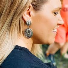 Amazon.com: Western Earrings for Women Western Outfit Vintage Concho Oval  Turquoise Dangle Earrings Country Concert Outfits Accessories Gifts:  Clothing, Shoes & Jewelry