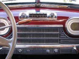 vintage radio in a 1948 oldsmobile deluxe 68 woodie oldsmobile radio vintage radio vintage radio in a 1948 oldsmobile