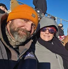 Country Club Christmas Light Challenge