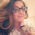 Elisabeth Pirrone's Instagram, Twitter & Facebook