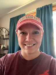 I thank GOD everyday for keeping little ole me. I was diagnosed w/stage 2  breast cancer & knew that was the end for me, but GOD had something  different in mind, HE