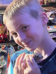 Say hi to Remi!! She's new to the group and from Ontario ❤️