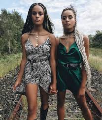 Silky Loves All The Festival Vibes In These Fits Dusk In The Amazon Dress Betta Vanore Mini Dress In Forest Green Amazon Dresses Mini Dress Dresses