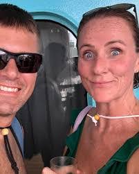 Leanne Zahn's Instagram, Twitter & Facebook