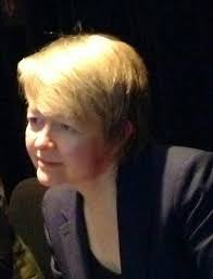 Lindy Reads and Reviews: The Paying Guests by Sarah Waters