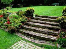 amenagement exterieur les marches de jardin en 20 photos marches jardin escalier de jardin amenagement jardin en pente