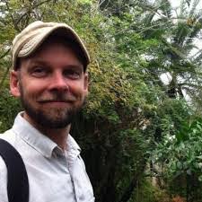 Daniel Paquette's Instagram, Twitter & Facebook