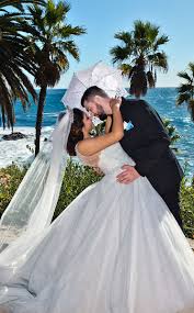 Beach glass weddings specializes in exquisitely designed ceremony experiences for its global clientele in hawaii's most beautiful locations. Kona Photographer Big Island Wedding Photographers Hawaii