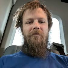 hii I'm Brooke, I'm posting selfies to impress older men from the us🇺🇸  did it work? 💕