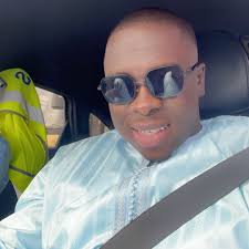 Formé à Monaco, Alessandro Arlotti (18 ans) a décidé de renoncer à sa  carrière de footballeur et d'intégrer la prestigieuse université d'Harvard  aux États-Unis 😮 Milieu offensif très prometteur, il a passé