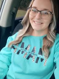 Our fave crewnecks!! The best!⏳ mas1s RelexadPi Ри (0-2) NITELIR