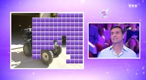 Si le candidat découvre le nom de la célébrité qui se cache derrière les cases, il remporte la vitrine. Les 12 Coups De Midi Nouvelle Victoire De Mathieu Qui Est Derriere L Etoile Replay 19 Decembre Stars Actu