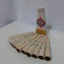 Perusahaan rokok gudang garam adalah salah satu industri rokok terkemuka di tanah air yang telah berdiri sejak tahun 1958 di kota kediri, jawa timur. Jual Gudang Garam Klobot Di Lapak Toko Lina Jaya Bukalapak