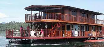 Tasik kenyir is in terengganu, on the east coast of peninsular malaysia. Houseboat Kelisa Tasik Kenyir Facebook