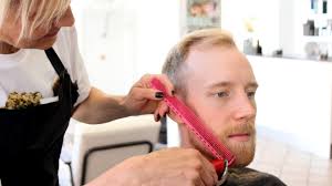 Min frisör och jag: Två hypokondriker möts i frisersalongen