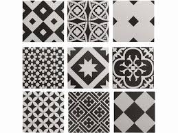 Les progrès technologiques permettent de produire des imitations qui ressemblent grandement aux originaux. Carrelage Imitation Carreaux De Ciment Castorama Carreaux De Ciment Noir Et Blanc Carreaux Ciment Imitation Carreaux De Ciment