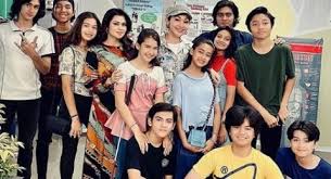 Helpwhat does smp stand for? Besok Polisi Ungkap Sosok Aktor Dari Jendela Smp Yang Ditangkap