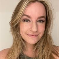 Susan Burry's Instagram, Twitter & Facebook