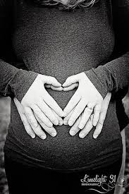 Black And White Maternity Shoot Ideas Pin On Photography Ideas