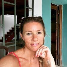 Ashley Beasley's Instagram, Twitter & Facebook