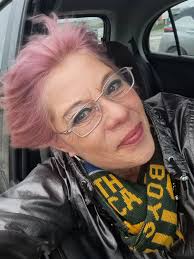 Introduction and sharing a beach photo