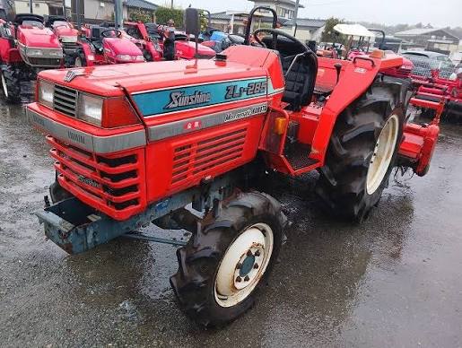 Kubota L1-285 Tractor