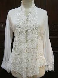 Ciri2 kain, dari indonesia material ala2 cotton lembut gebu teksture benang timbul shinning x jarang sejuk taste org have2 githue. 72 Kebaya Encim Ideas Kebaya Batik Kebaya Kebaya Lace