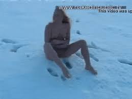 Nackt & frech im Schnee Sex Gifs, Porn GIF, XXX GIFs #3820954 - PICTOA