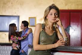 But it's not just that being single suddenly feels alienating in your 30s. Single Ladies Why Still Single Www Beautyandfashionfreaks Com 1 Beauty Fashion Freaks