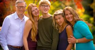 Melinda and bill gates last appeared together on video for the one world: Dqs1 Nkfqkkgum