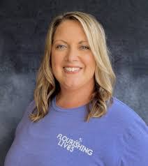 Courtney Tipton's Instagram, Twitter & Facebook