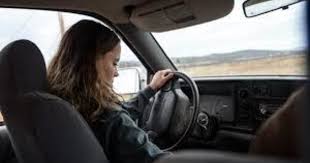 Eğer arabanız kaza yaptıysa bunları uzman kişilere vermek gerekir. Araba Surmeyi Ogrenmek Kac Gun Surer Kizlarsoruyor