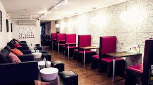 Chic Salon Styles Dreamy Salons And Spas Chic Nail Styles Salon Furniture Nail Salon Decor Nail Salon Design