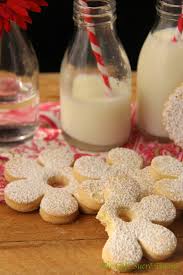 Canestrelli Italian Shortbread Cookies Recipe Uses Hardboiled Egg Yolks Lovely To Accompany A Dessert Shortbread Cookies Cookie Recipes Italian Cookies