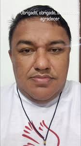 Toda hora,toda glória ao senhor Jesus...