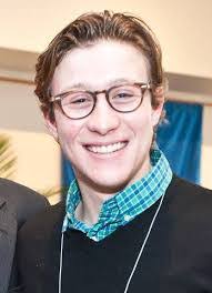 Jocelyn Ash's Instagram, Twitter & Facebook